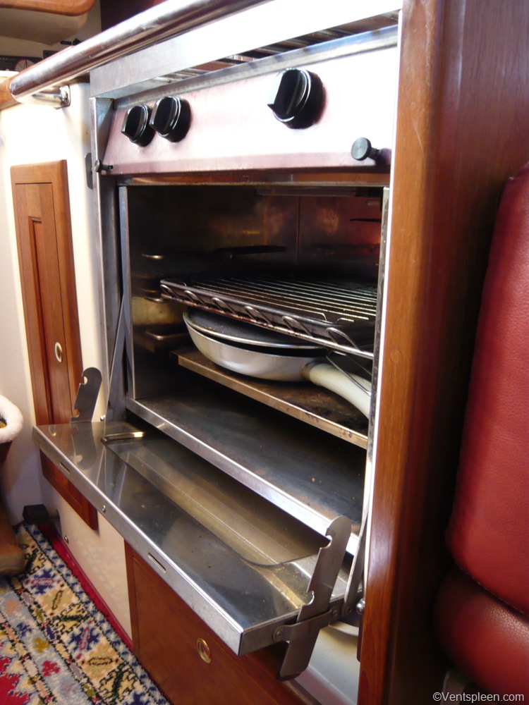 Force 10 two burner gas cooker. Long term review Ahoy